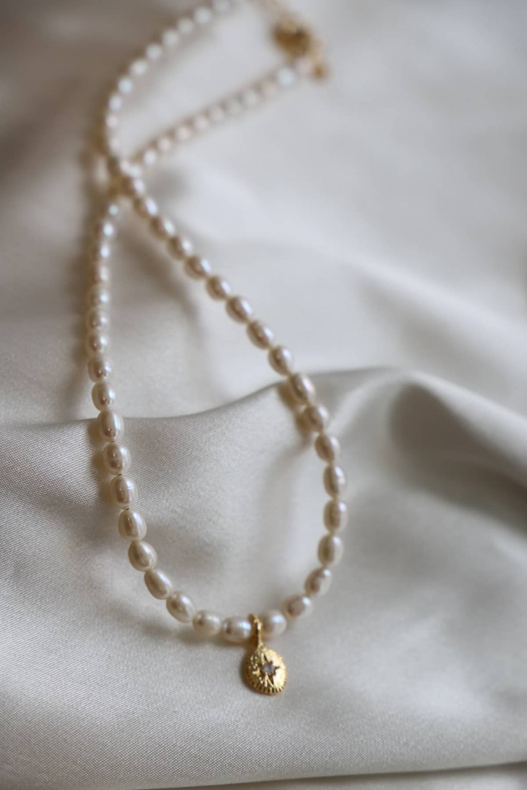 Freshwater Pearl Sika Star Necklace