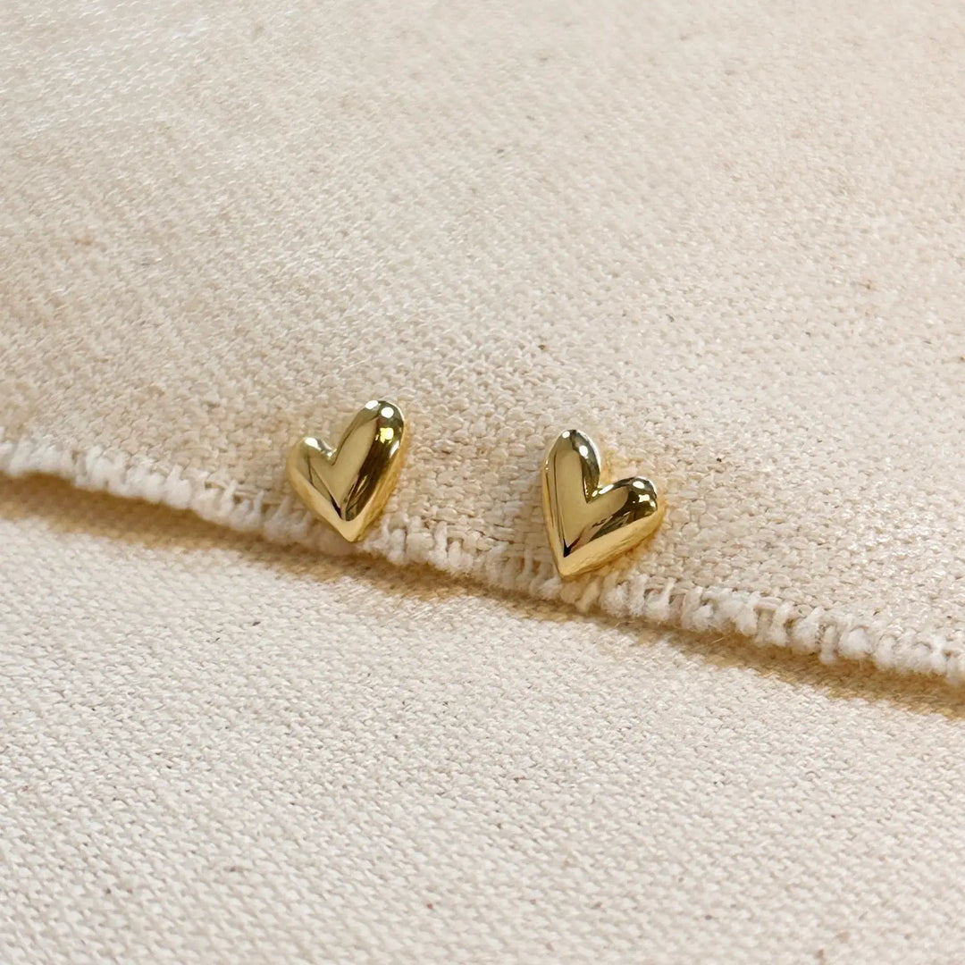 Gold Heart Studs. Simple earrings. Heart jewelry 